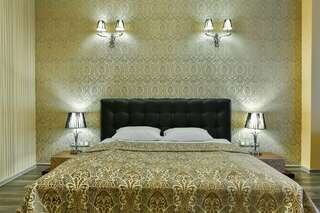 Гостиница Аллегро на Лиговском Санкт-Петербург Большая комната с дополнительной мягкой мебелью-4