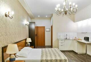 Гостиница Аллегро на Лиговском Санкт-Петербург Большая комната с дополнительной мягкой мебелью-6