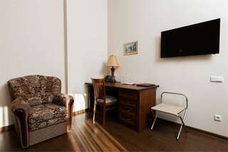 Гостиница Аллегро на Лиговском Санкт-Петербург Комната площадью около 25 кВ. м с дополнительным местом-7