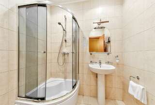 Гостиница Аллегро на Лиговском Санкт-Петербург Малая комната 18-20 кв. м-2